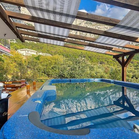 Holiday Home Darius With Hot Tub Makarska Luaran gambar