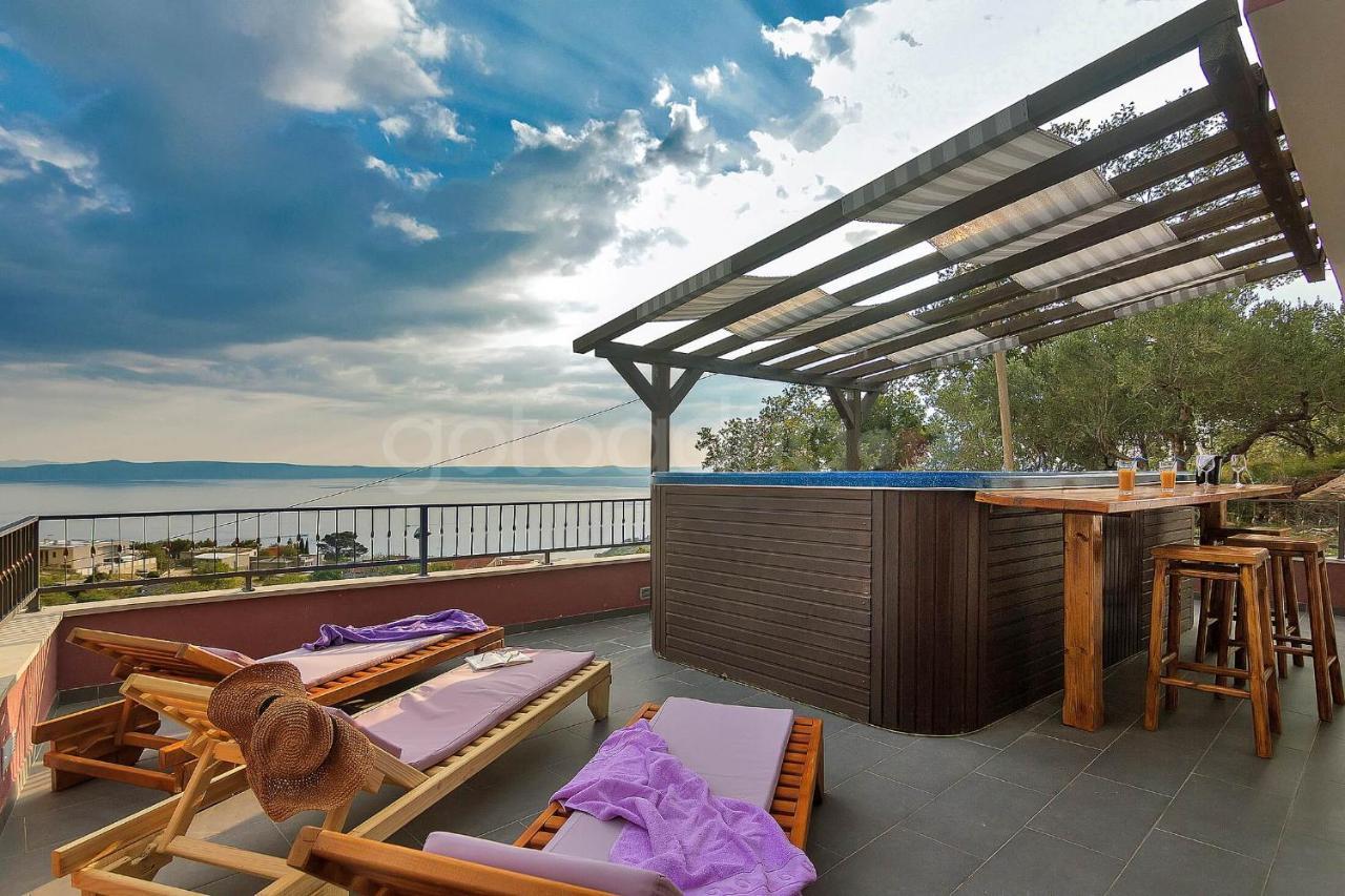 Holiday Home Darius With Hot Tub Makarska Luaran gambar